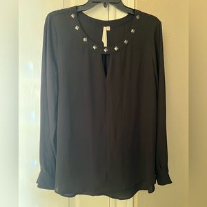 Bellatrix black long sleeve blouse with keyhole detail and collar studs